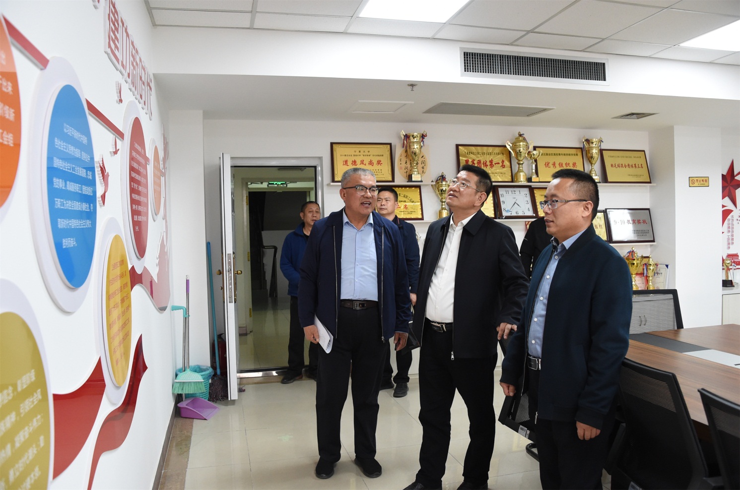 说明: https://www.nxu.edu.cn/__local/9/7F/14/86B398D264E3FF915E431A7EDA9_578558A3_12B339.jpg
